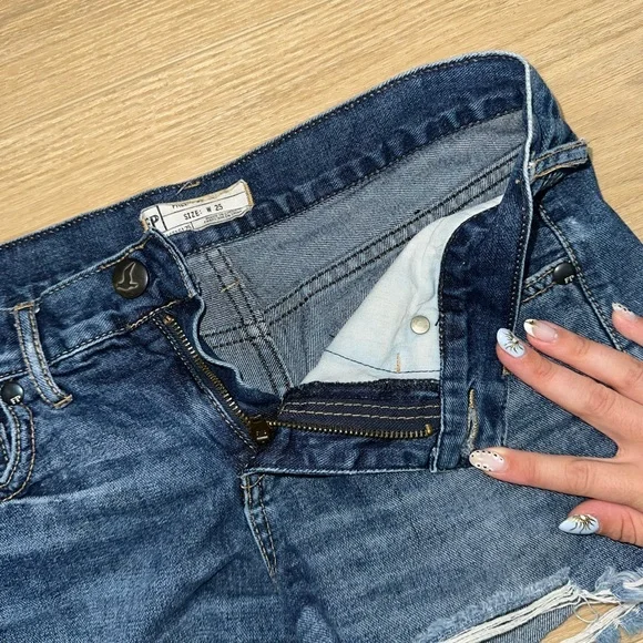 Free People Dark Blue Distressed Jean Shorts Size 25 - Picture 2 of 6